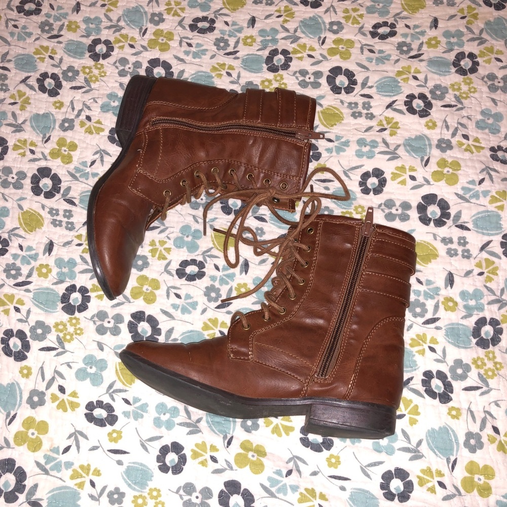 Macy’s boots